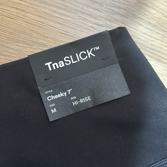 TNA workout shorts - Picture 4 of 5